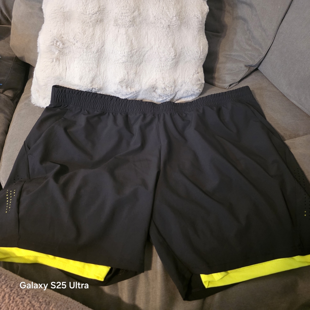 B035 Athletic Works Men's Black Shorts with Yellow Trim